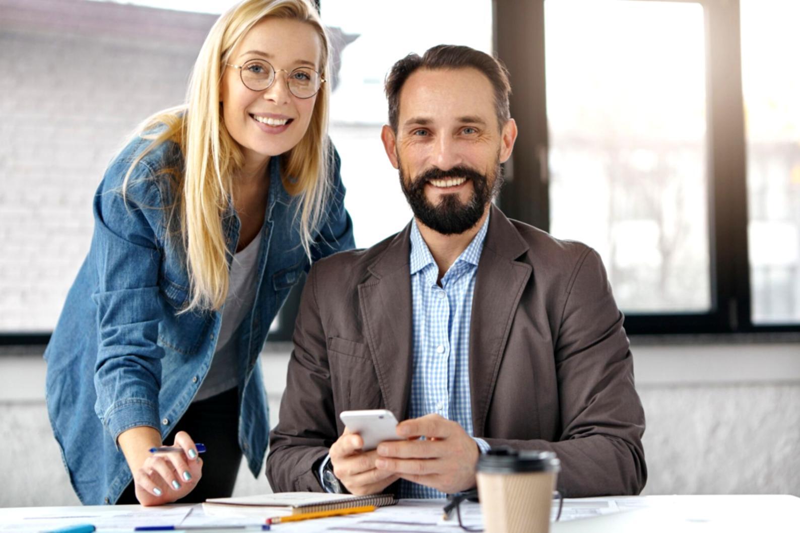 Professional presenting financial concepts to engaged audience